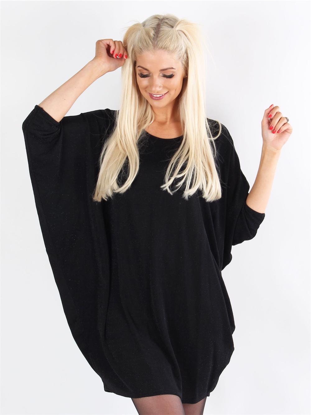 Rimini - Elastisk klänning med fladdermusärmar